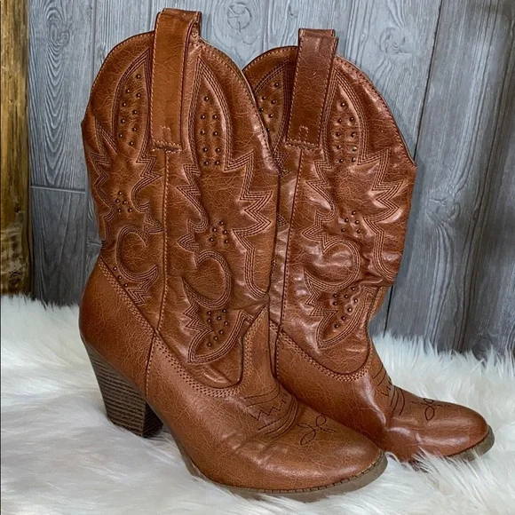 Mossimo Supply Co. Shoes Mossimo Heeled Round Toe Cowgirl Boots 85 Poshmark
